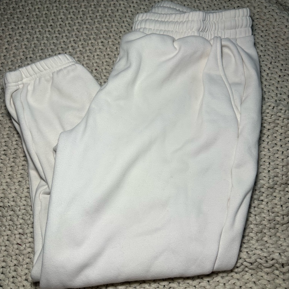 Women’s White Sweatpants